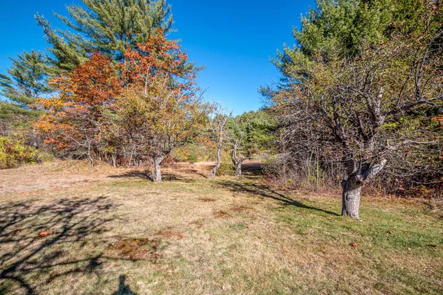 $575,000 | 49 Deer Hill Road, Chocorua, NH 03817