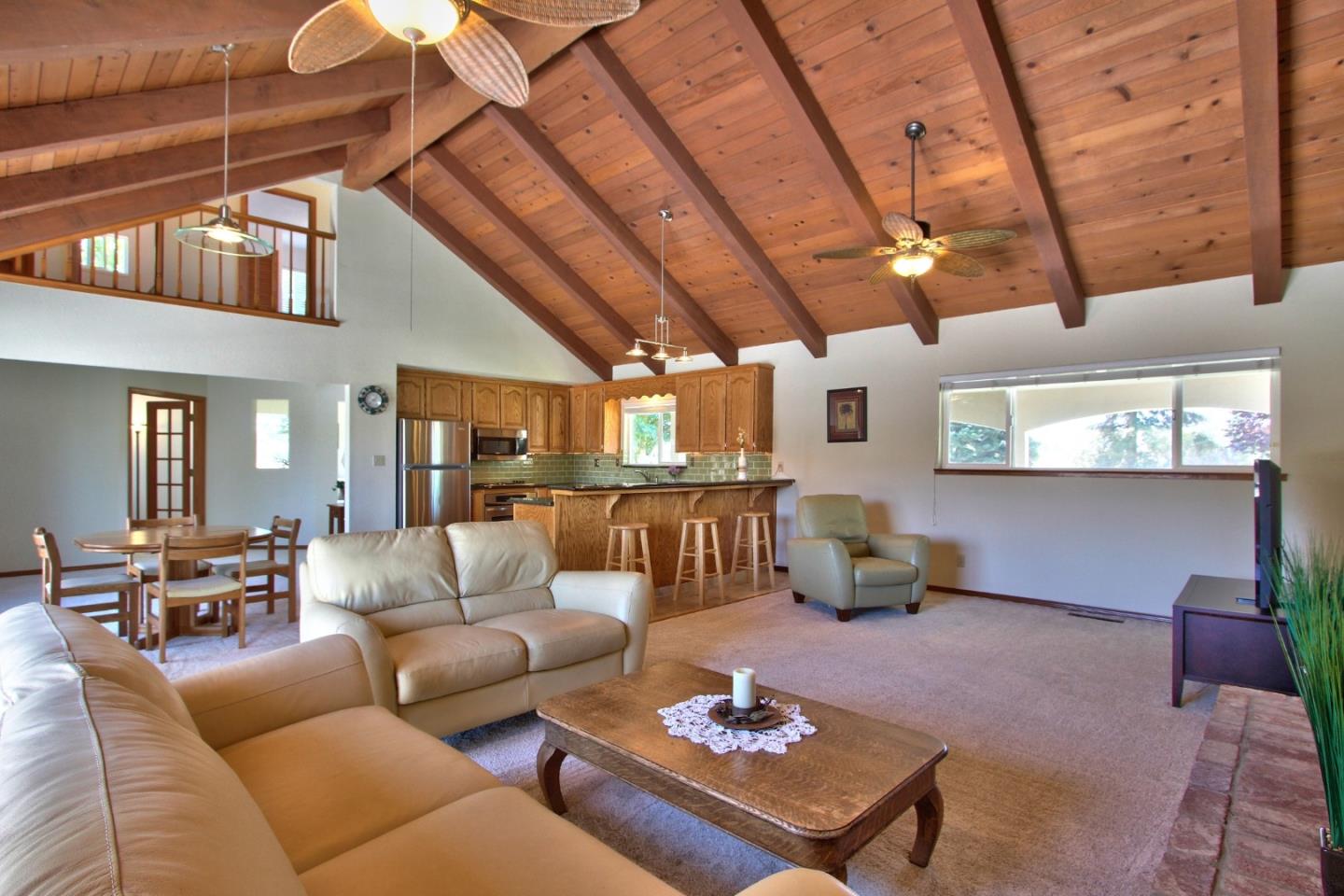 3501 Fallon Road Hollister, CA 95023 - Photo 12 of 30 Gallery Image 12