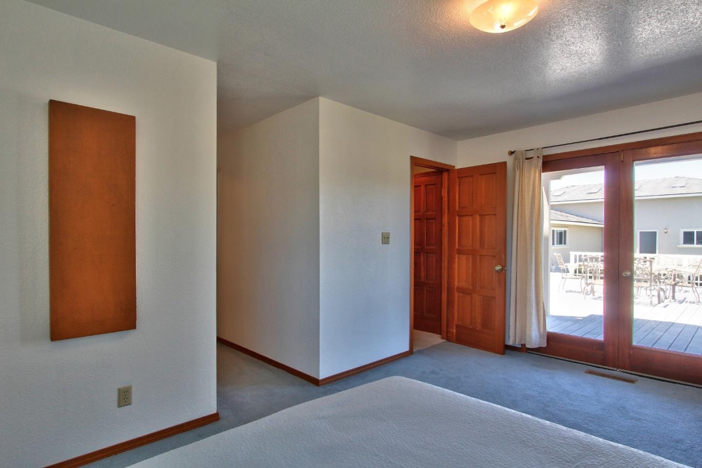 3501 Fallon Road Hollister, CA 95023 - Photo 17 of 30 Gallery Image 17