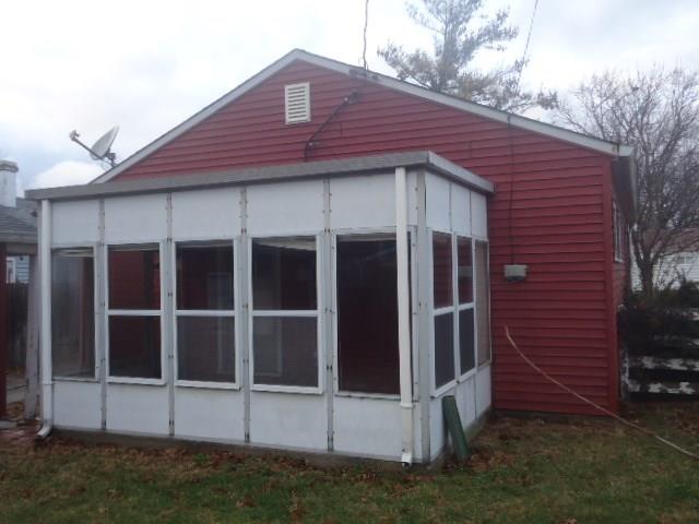 1865 Bauer Road Indianapolis, IN 46218 - Photo 4 of 11 Gallery Image 4