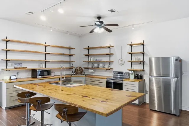 $365,000 | 5704 Roundup Street, Leander, TX 78645