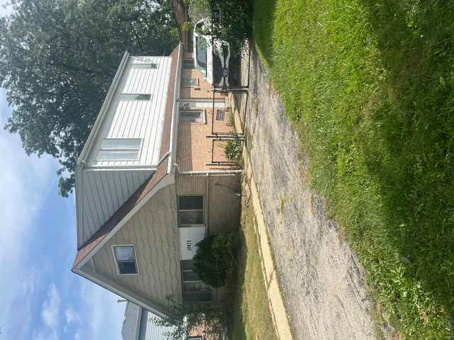 $189,000 | 12417 South Orchard Street, Alsip, IL 60803