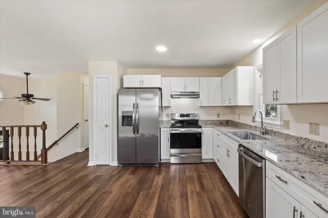 $2,800 | 136 Nightingale Avenue, Stephens City, VA 22655