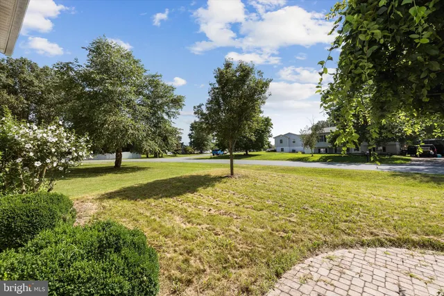 $2,800 | 136 Nightingale Avenue, Stephens City, VA 22655