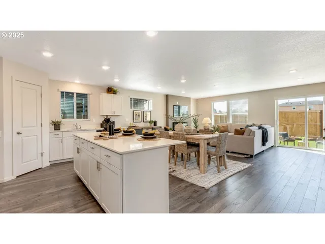 $442,995 | 4951 Columbus Avenue Northeast, Salem, OR 97301