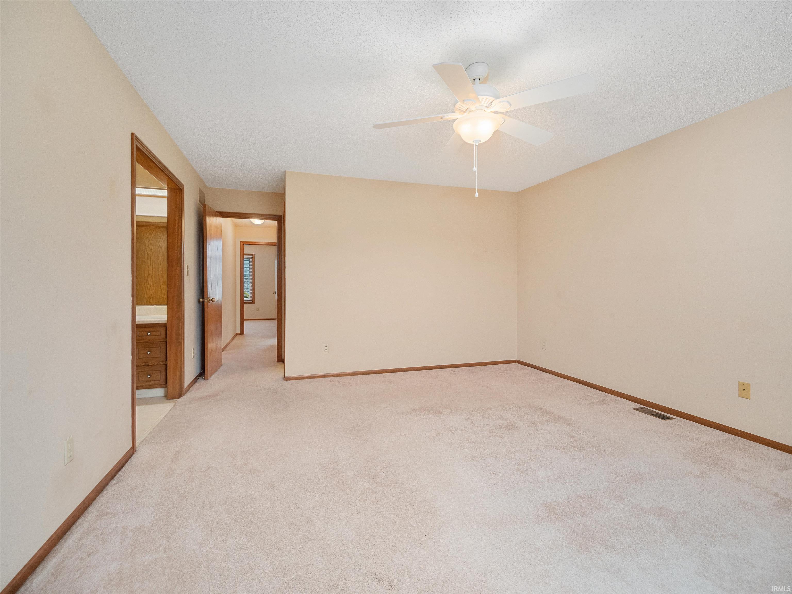 911 Mill Pointe Fort Wayne, IN 46845 - Photo 18 of 35