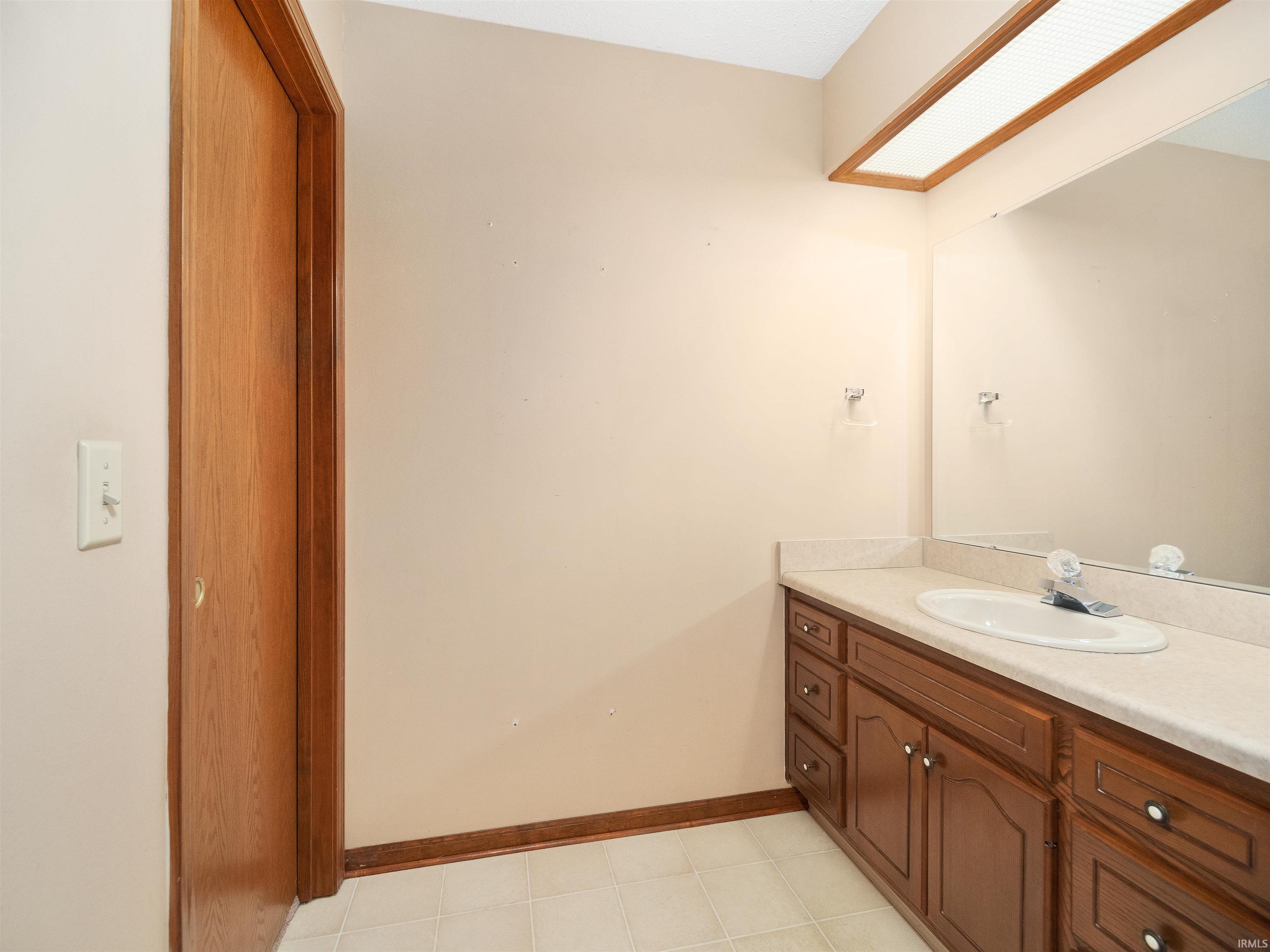 911 Mill Pointe Fort Wayne, IN 46845 - Photo 27 of 35