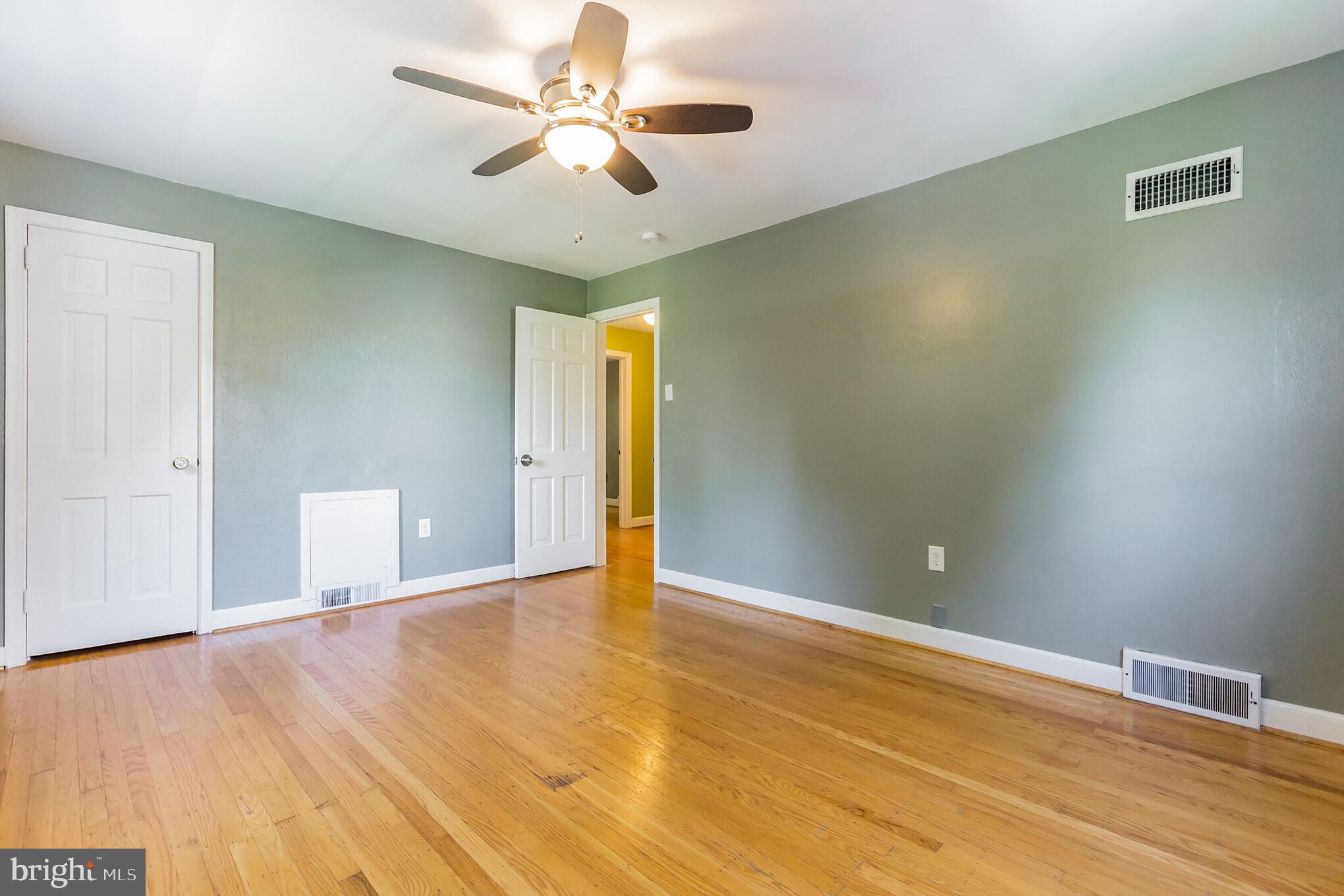 7614 Brookfield Road Cheltenham, PA 19012 - Photo 16 of 22 Bedroom 2
