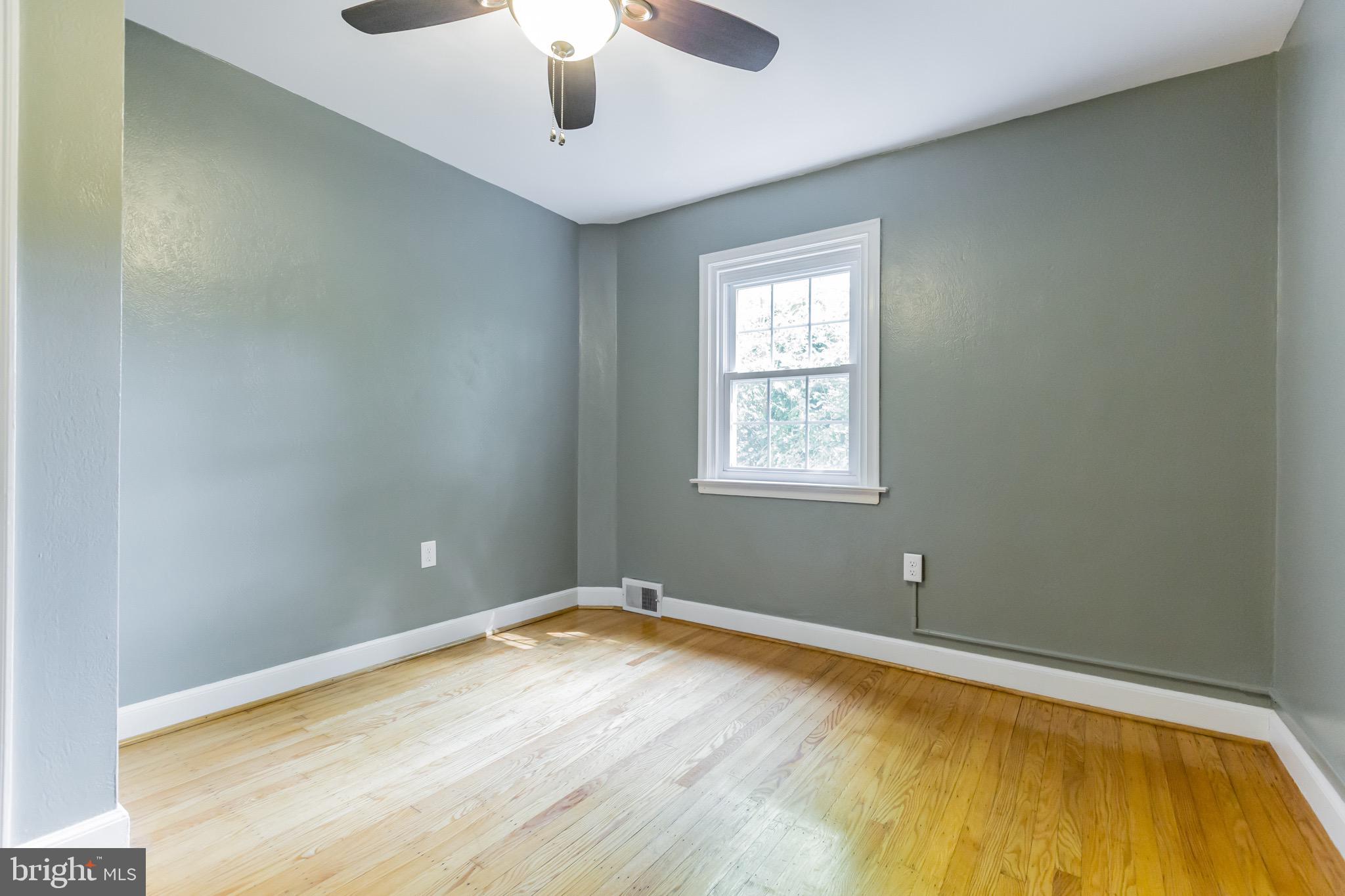7614 Brookfield Road Cheltenham, PA 19012 - Photo 17 of 22 Bedroom 3