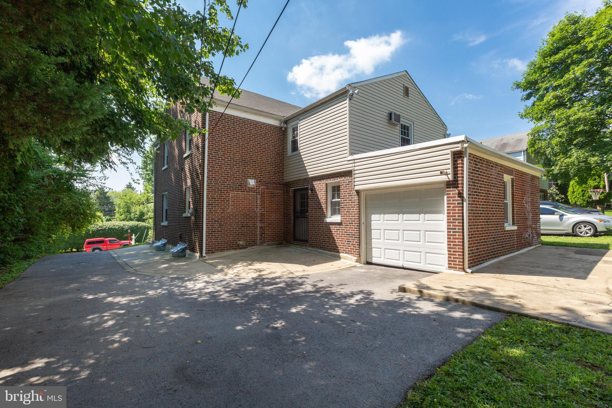 7614 Brookfield Road Cheltenham, PA 19012 - Photo 21 of 22 Rear exterior/garage/driveway