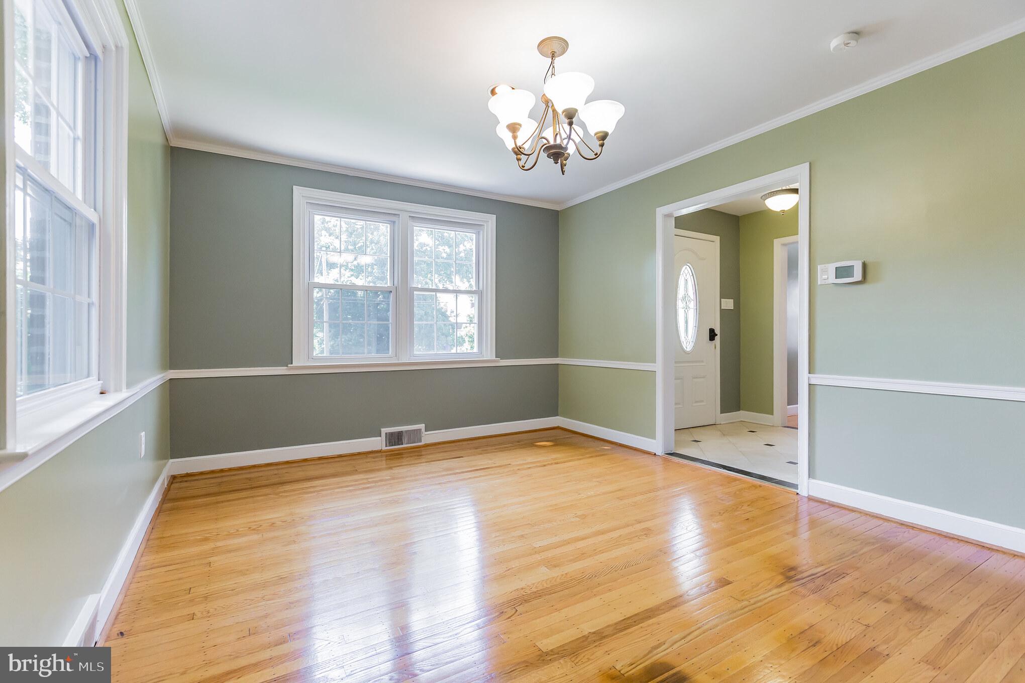 7614 Brookfield Road Cheltenham, PA 19012 - Photo 8 of 22 Dining room
