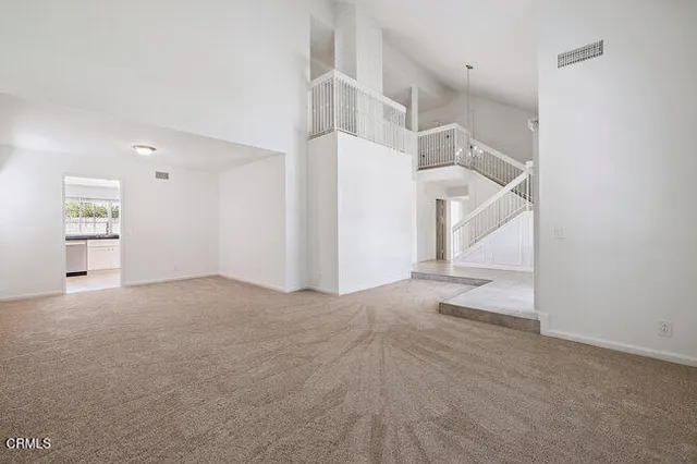 $989,900 | 861 Dara Street, Camarillo, CA 93010