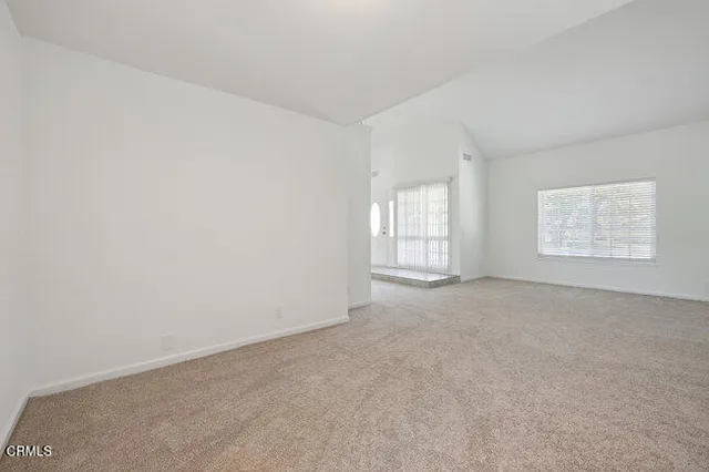 $989,900 | 861 Dara Street, Camarillo, CA 93010