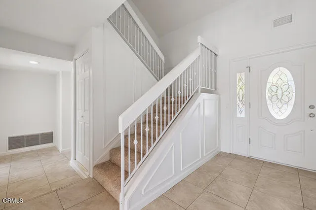 $989,900 | 861 Dara Street, Camarillo, CA 93010