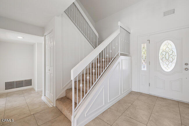 861 Dara Street Camarillo, CA 93010 - Photo 25 of 42 a view of a hallway with elevator