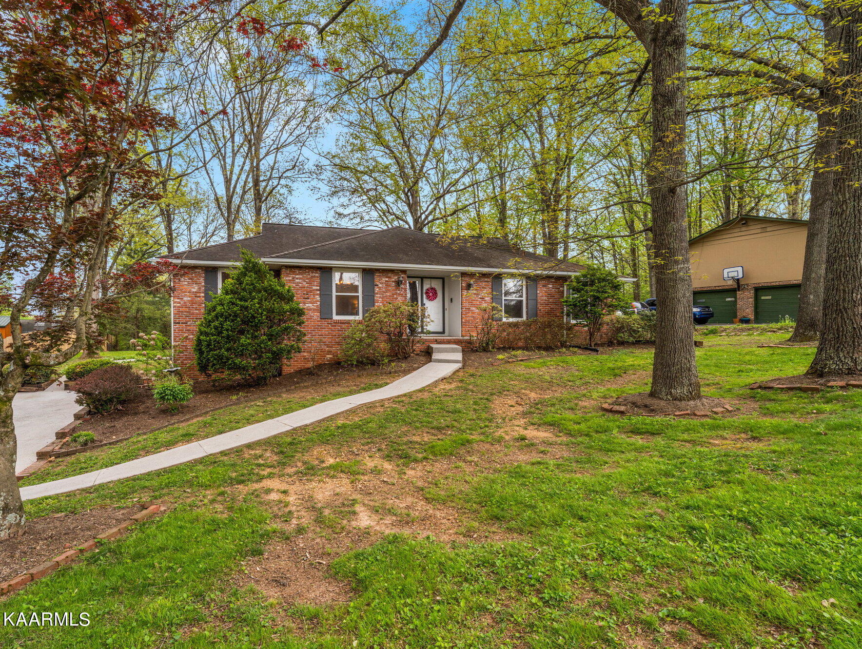 7825 Cranley Road Powell, TN 37849 - Photo 1 of 33 7825-Cranley-Rd-Powell-TN-2