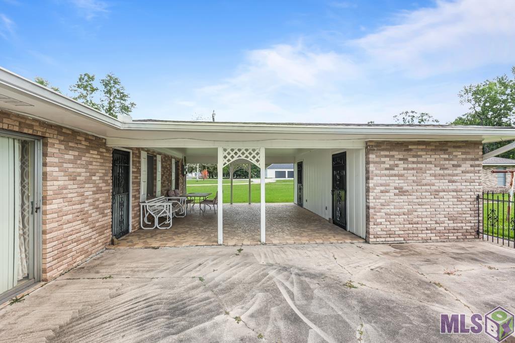 12142 Roddy Road Gonzales, LA 70737 - Photo 21 of 28 Gallery Image 21