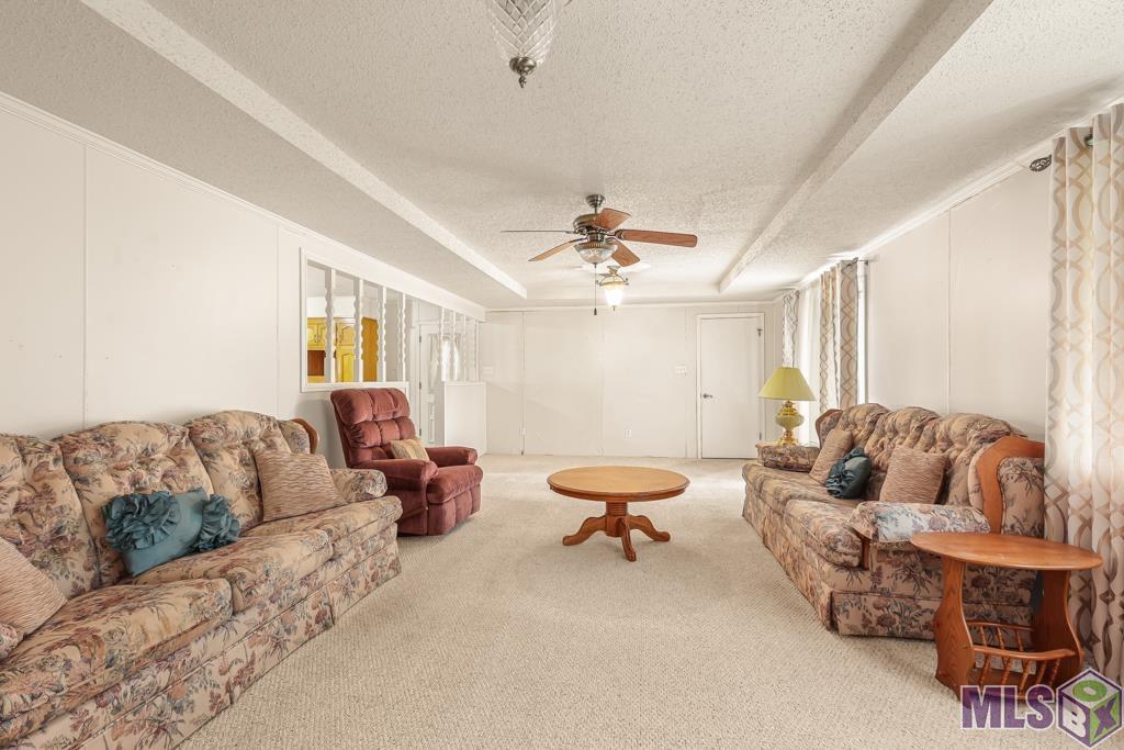 12142 Roddy Road Gonzales, LA 70737 - Photo 8 of 28 Gallery Image 8