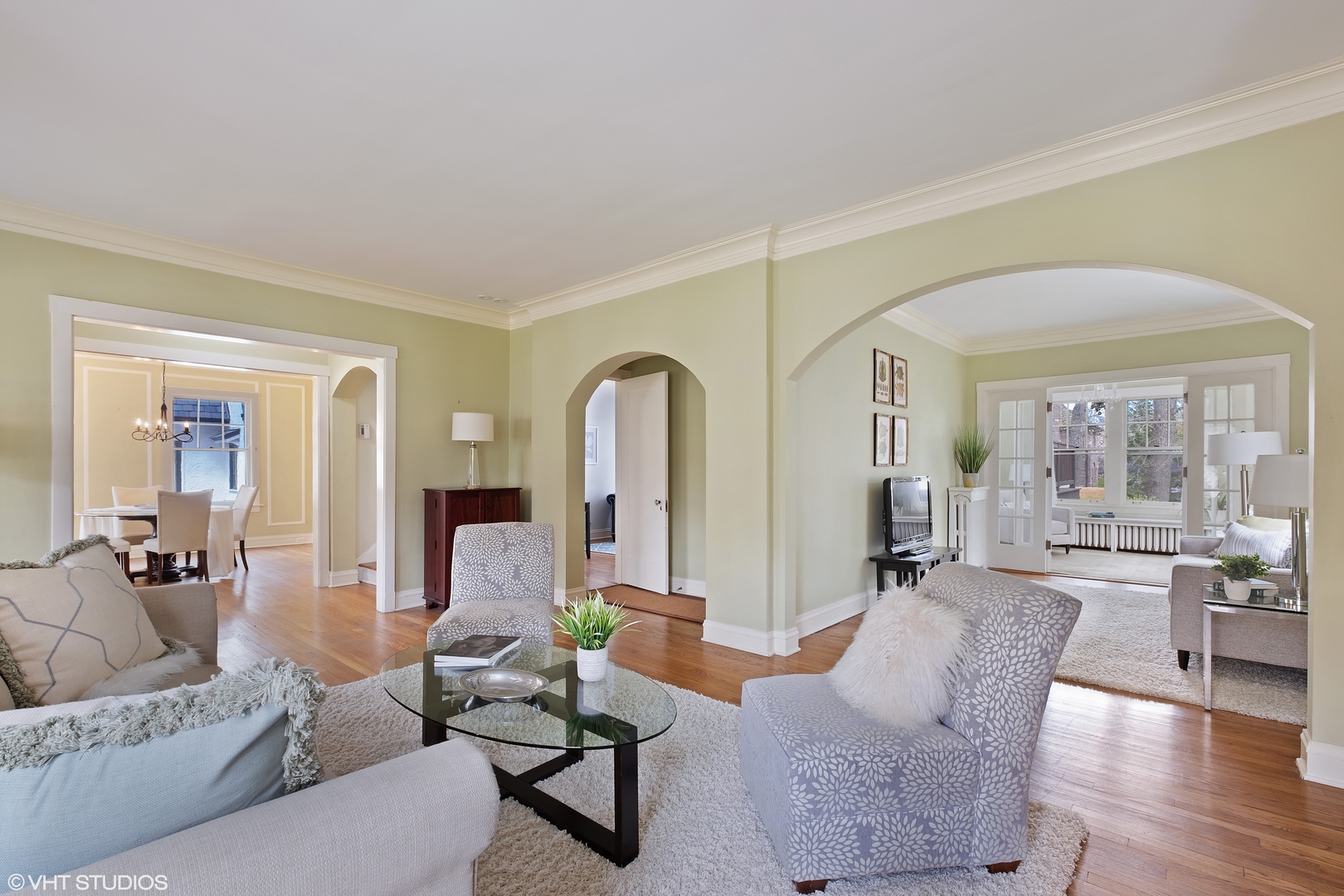 85 Abbotsford Road Winnetka, IL 60093 - Photo 3 of 21