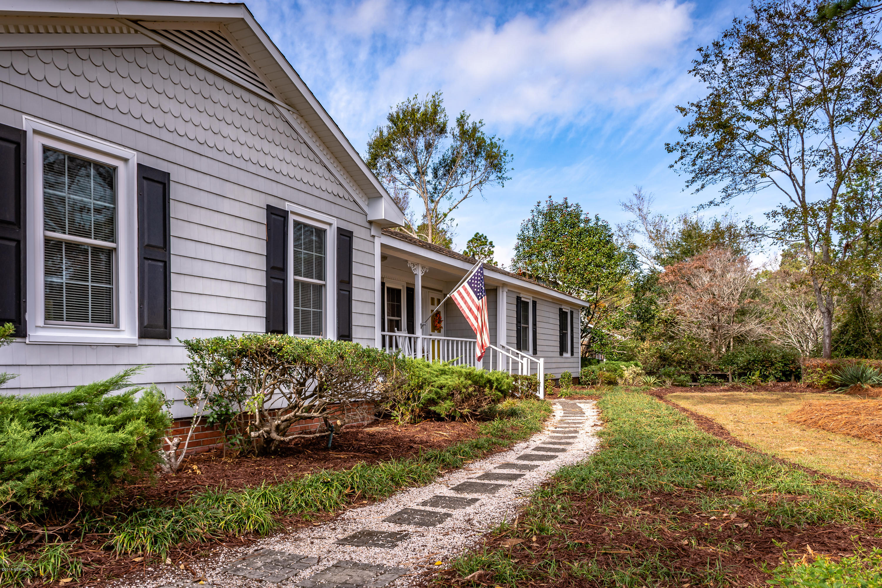 5475 Eastwind Road Wilmington, NC 28403 - Photo 3 of 26 3-26