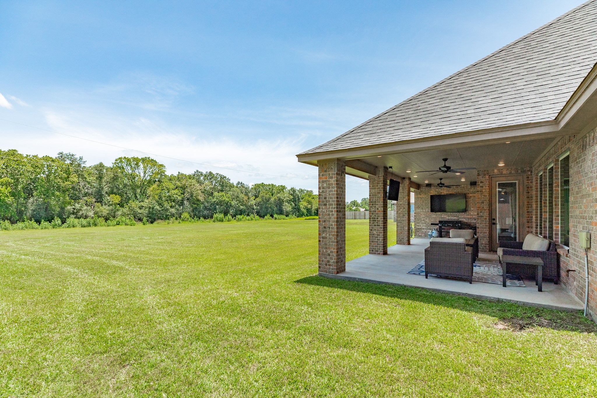 838 Oak Ridge Drive Angleton, TX 77515 - Photo 36 of 45
