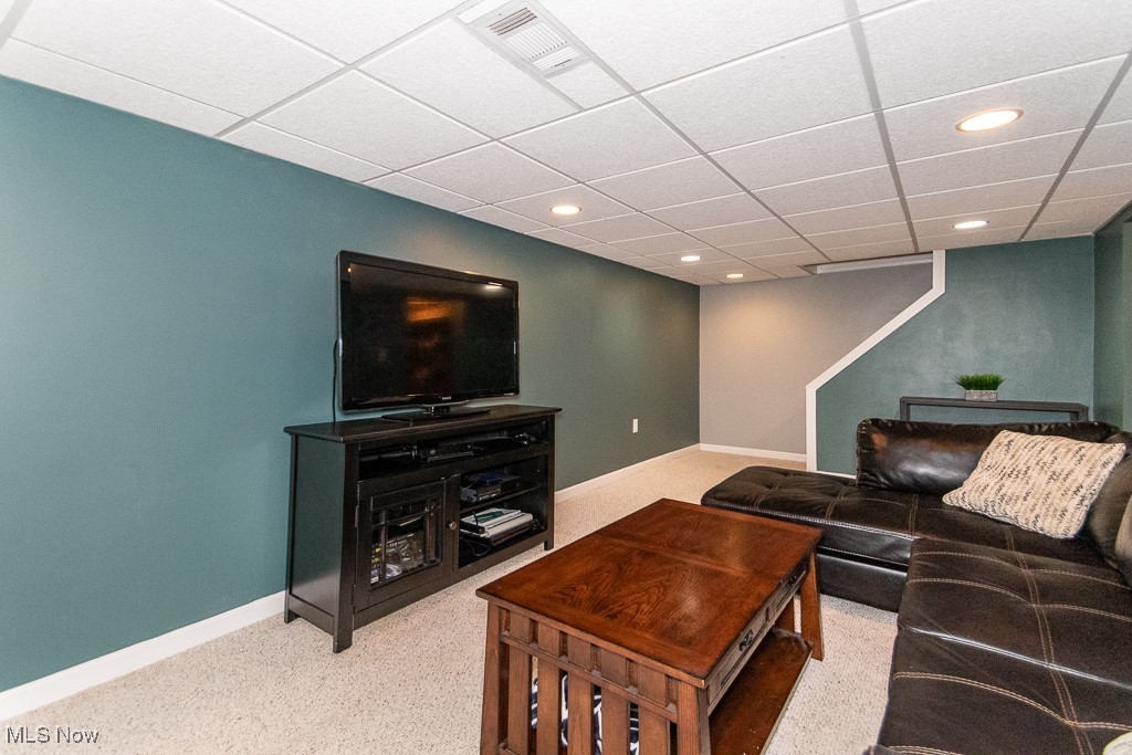 4896 Westbourne Road Cleveland, OH 44124 - Photo 20 of 39 Gallery Image 20