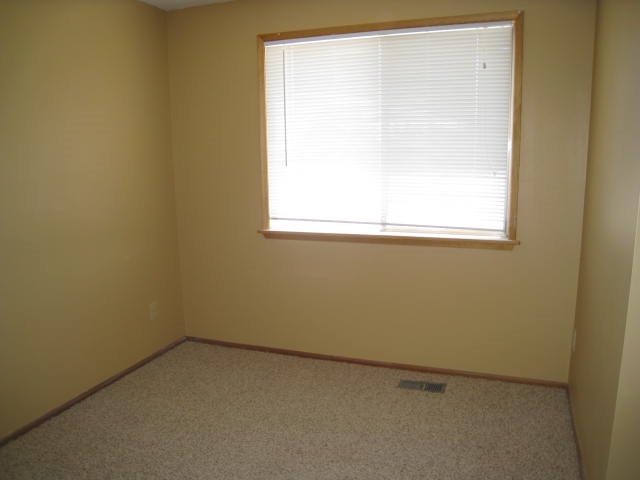 1008 Salnave Road Cheney, WA 99004 - Photo 17 of 20 Gallery Image 17