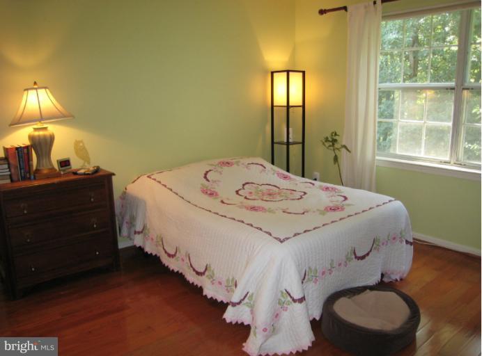2288 Gunsmith Square Reston, VA 20191 - Photo 14 of 19 Bedroom (Master)