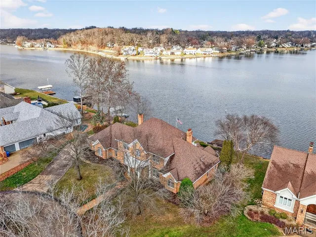 $1,600,000 | 62 Moorings Drive, Lake St. Louis, MO 63367