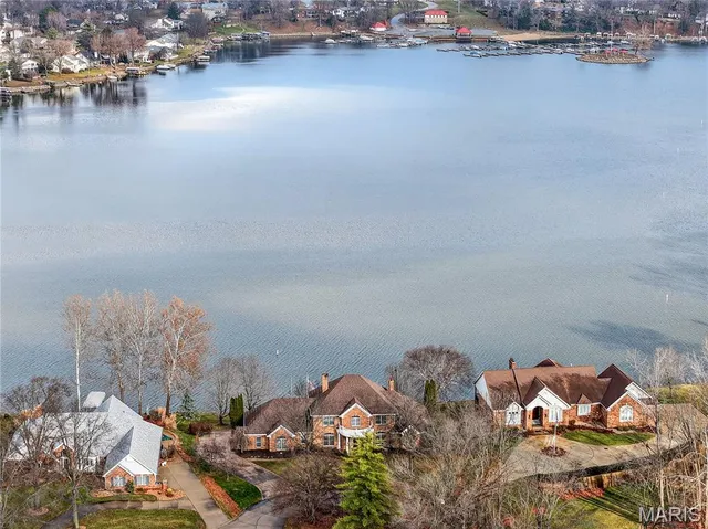 $1,600,000 | 62 Moorings Drive, Lake St. Louis, MO 63367
