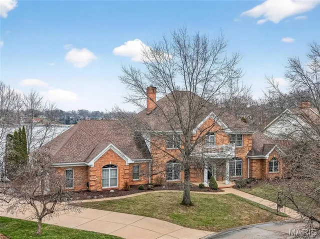 $1,600,000 | 62 Moorings Drive, Lake St. Louis, MO 63367