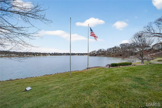 $1,600,000 | 62 Moorings Drive, Lake St. Louis, MO 63367