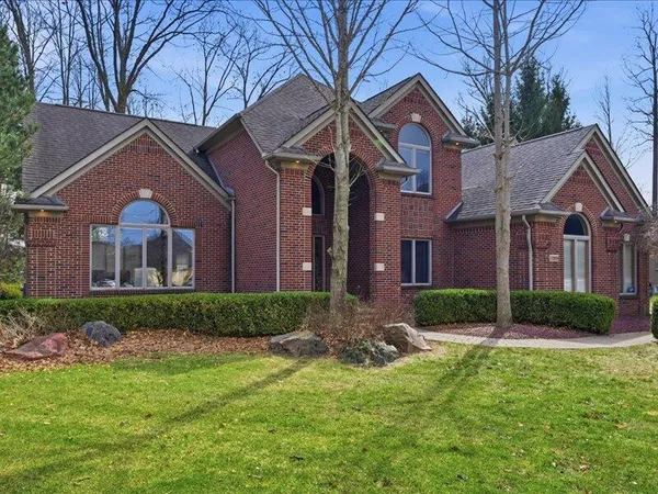 $815,000 | 52018 Loon Court, Utica, MI 48315
