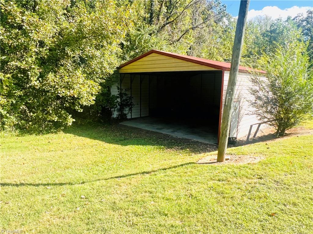 1241 Chandler Road Dobson, NC 27017 - Photo 16 of 19 Gallery Image 16