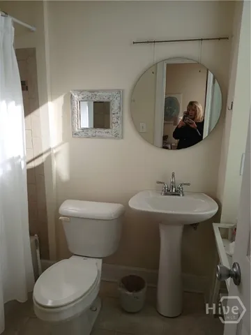 $1,700 | 125 East Broad Street, Unit 2C, Savannah, GA 31401