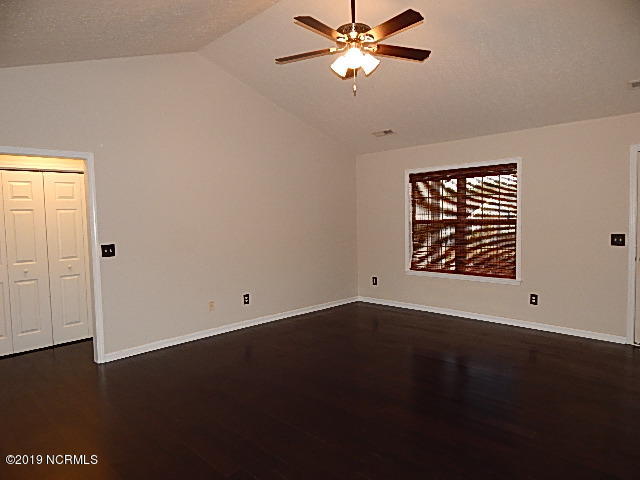 402 Tree Court Holly Ridge, NC 28445 - Photo 3 of 30 DSCN5587