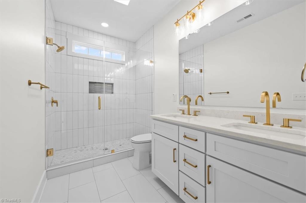 5225 Belews Creek Road Walkertown, NC 27051 - Photo 14 of 31