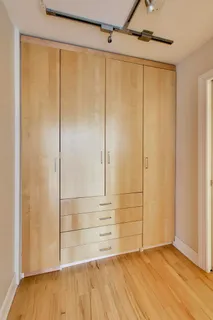 $240,000 | 33 East Cedar Street, Unit 6E, Chicago, IL 60611