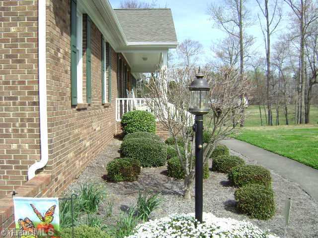 823 Community Road Lexington, NC 27295 - Photo 16 of 16 Exterior Front.
