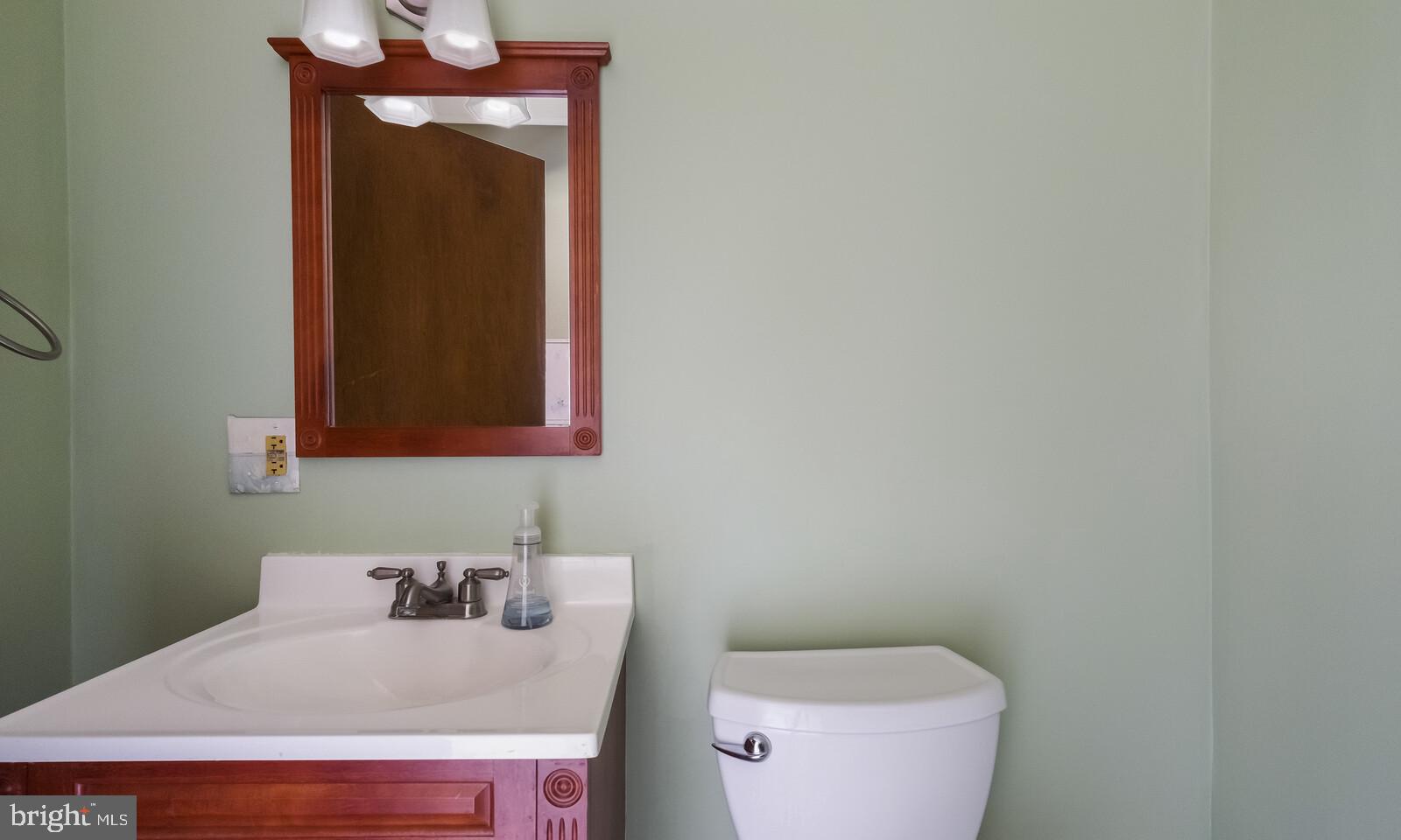 717 West County Line Road Horsham, PA 19044 - Photo 13 of 22