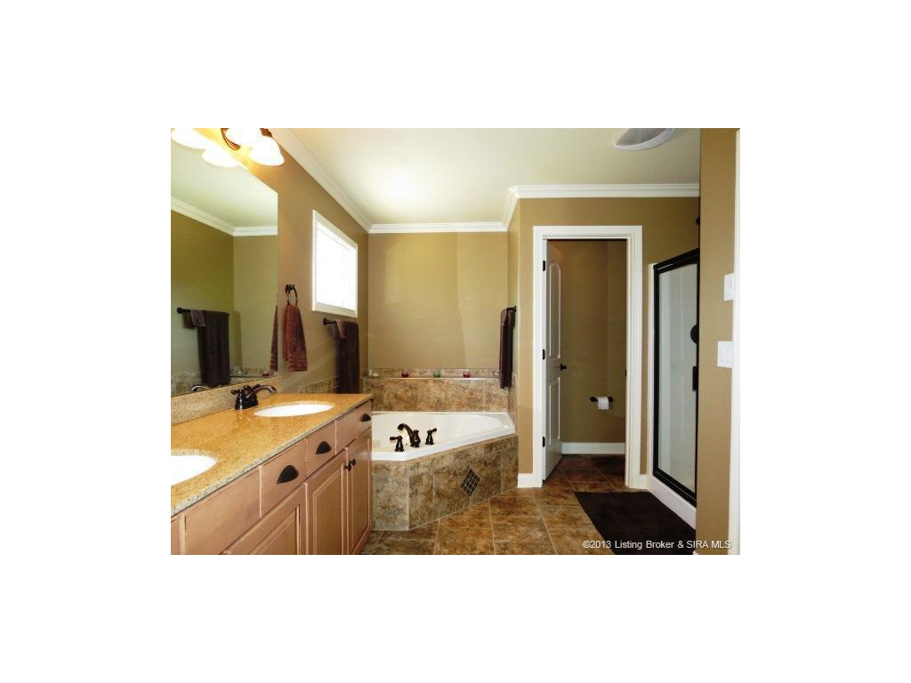 2014 Leanders Road Floyds Knobs, IN 47119 - Photo 15 of 38 Gallery Image 15