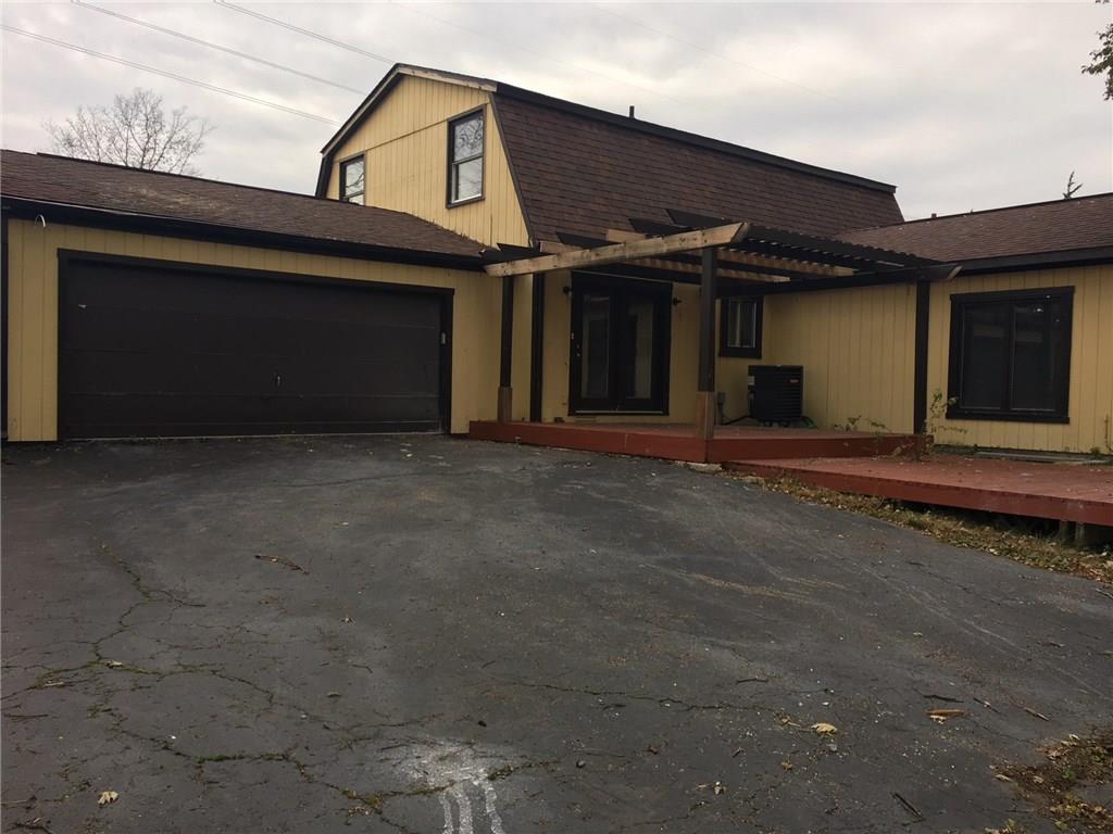 7911 North Guion Road Indianapolis, IN 46268 - Photo 3 of 38 Gallery Image 3