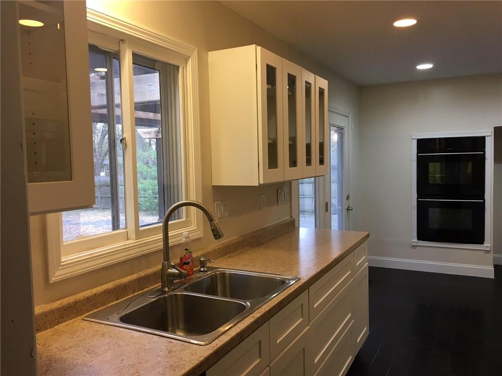 7911 North Guion Road Indianapolis, IN 46268 - Photo 10 of 38 Gallery Image 10