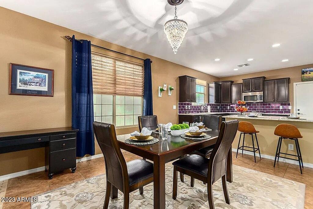 2981 East Ridgewood Lane Gilbert, AZ 85298 - Photo 10 of 57 Dining