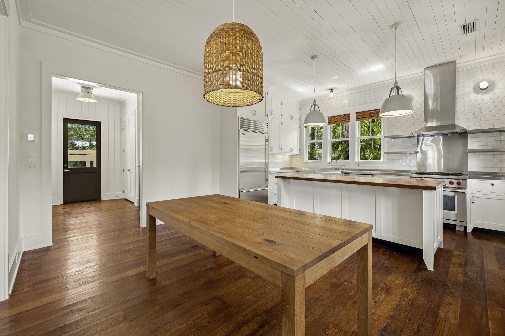 Kitchen:Dining:Foyer