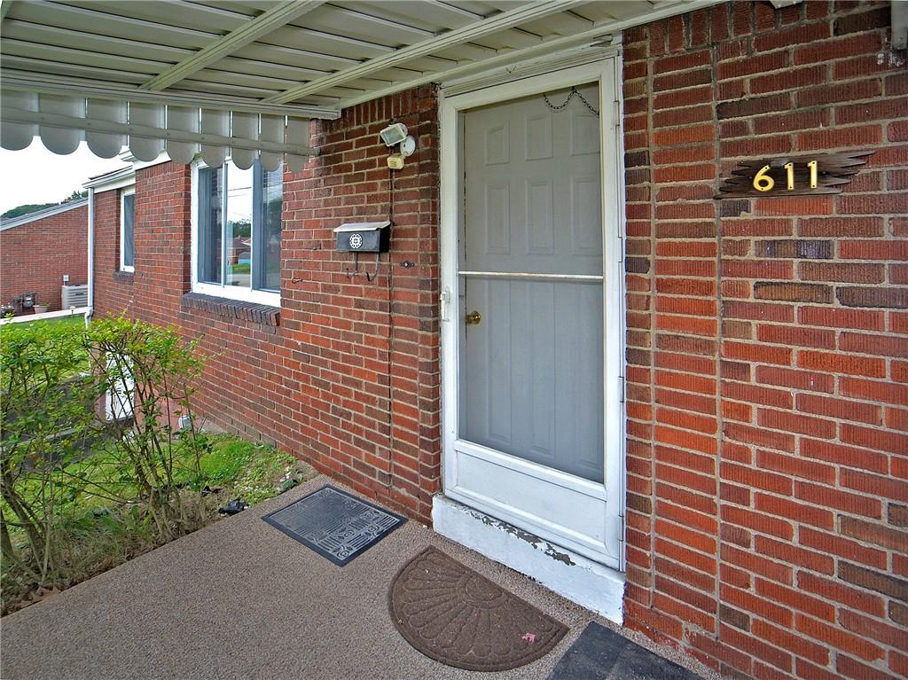 611 River Ridge Road Liberty, PA 15133 - Photo 2 of 22 Gallery Image 2