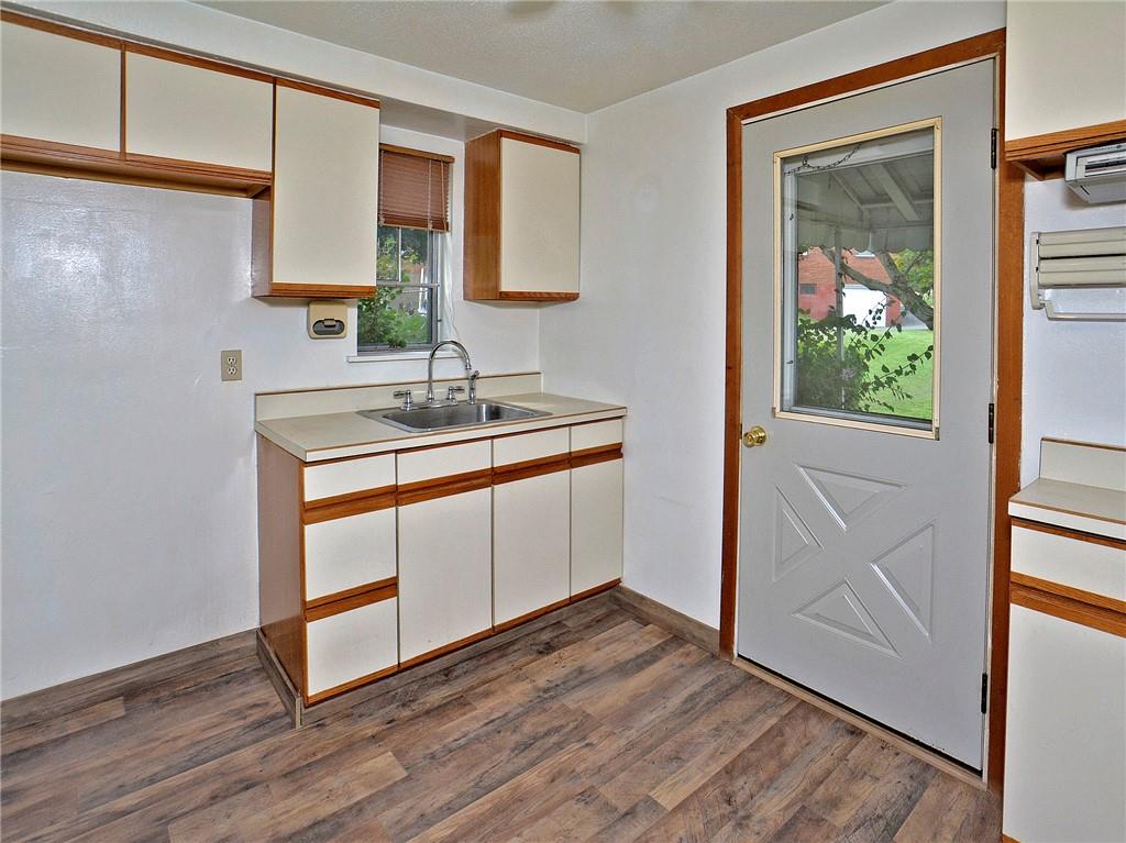 611 River Ridge Road Liberty, PA 15133 - Photo 12 of 22 Gallery Image 12