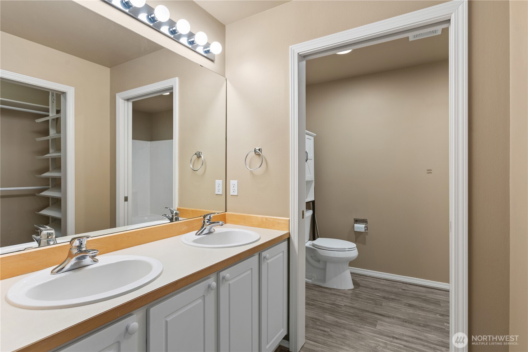 5230 238th Lane Southeast Issaquah, WA 98029 - Photo 12 of 17 Gallery Image 12