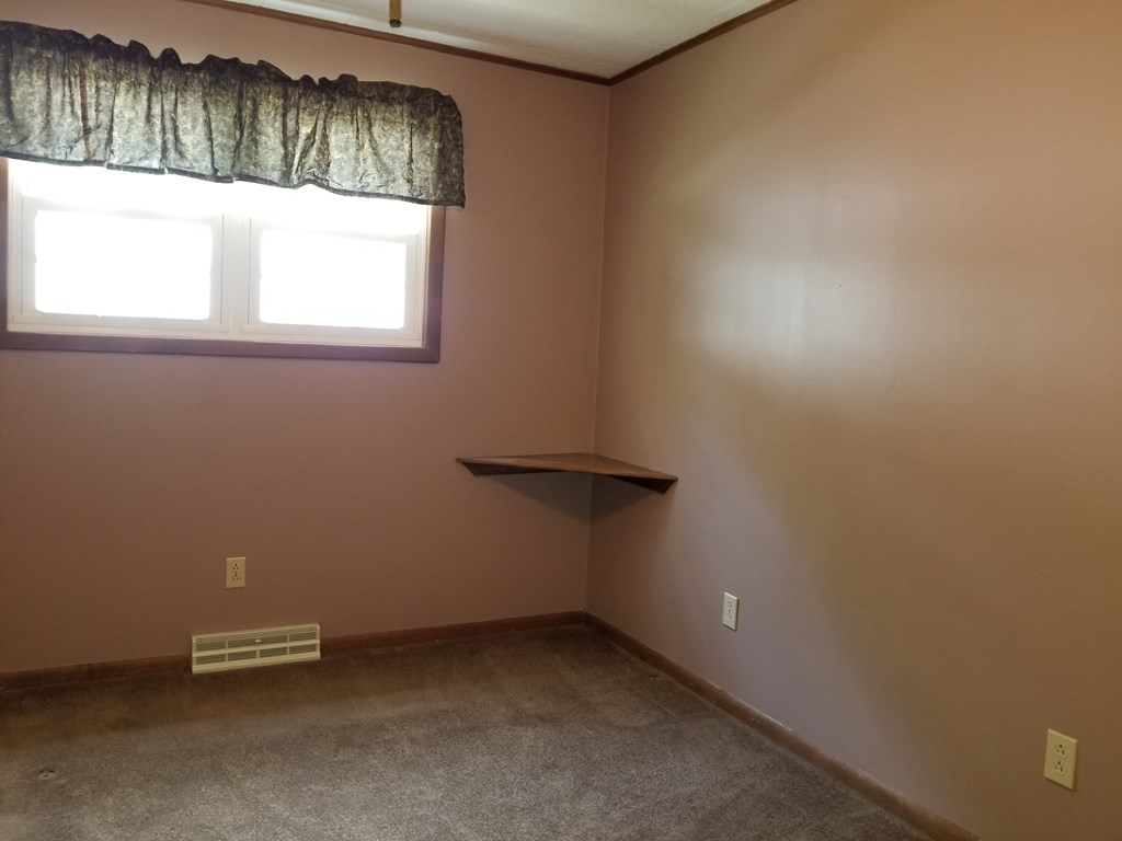 573 Henrys Bnd Road Oil City, PA 16301 - Photo 3 of 11