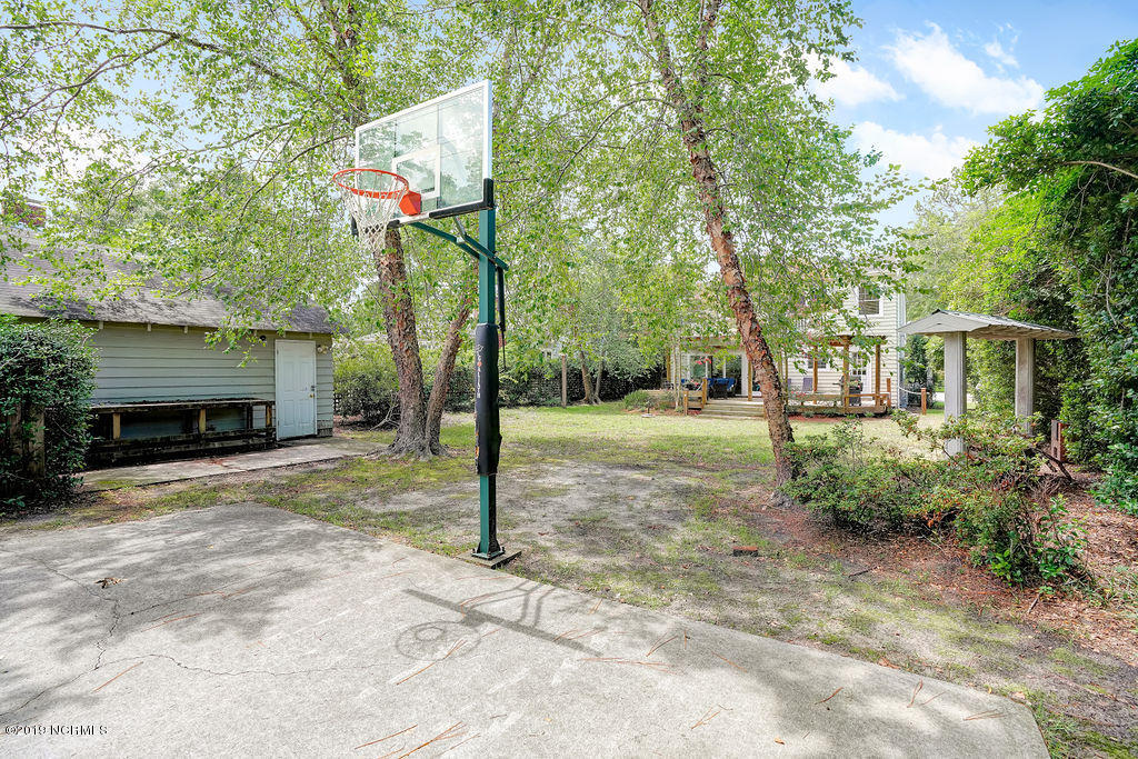 1307 Country Club Road Wilmington, NC 28403 - Photo 33 of 36 1307CountryClubRoad-37